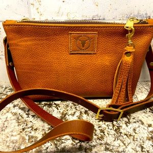 Coastal Hillbilly Vacation Crossbody in Worn Saddle